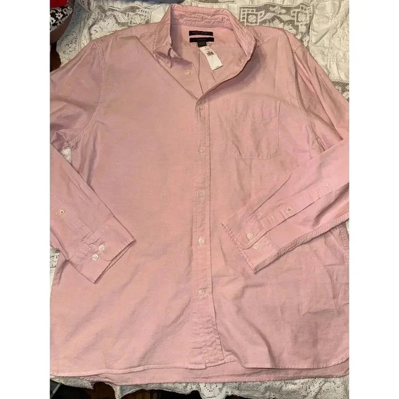 BANANA REPUBLIC- NEW- UNTUCK OXFORD SHIRT LARGE - Picture 1 of 4